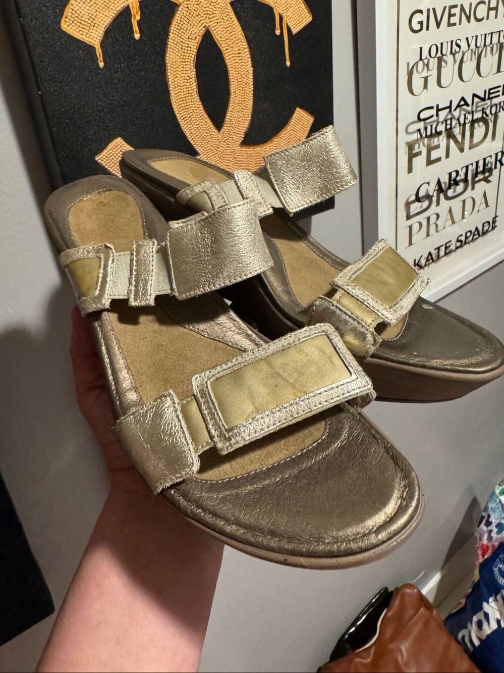 41/10 luxury fashion Naot treasure wedge sandals gold- elastic slide slip on sho - Picture 3 of 10